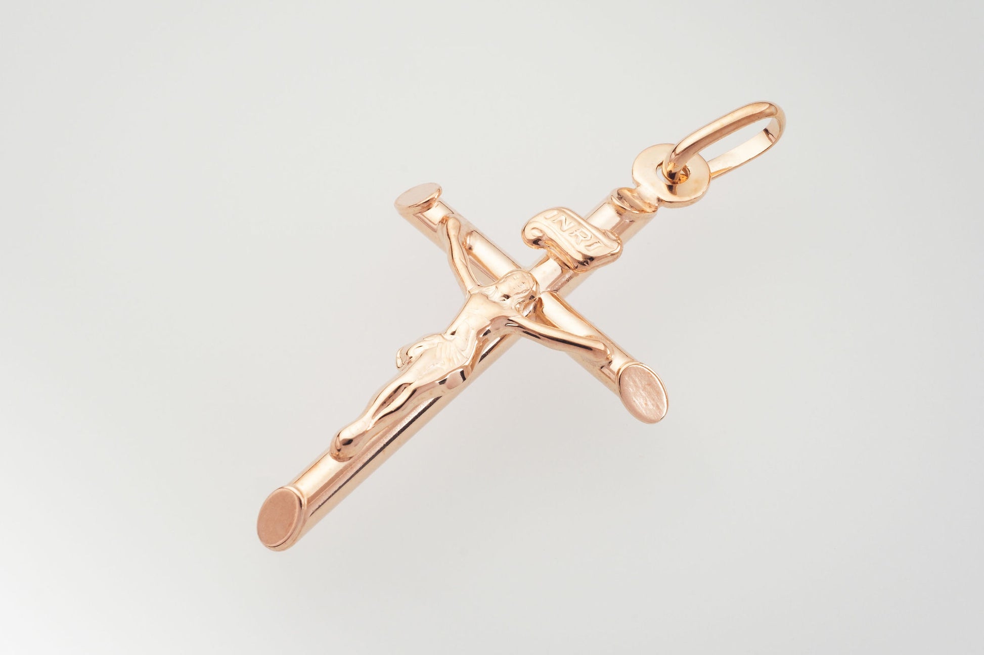 9ct Yellow Gold Crucifix Pendant