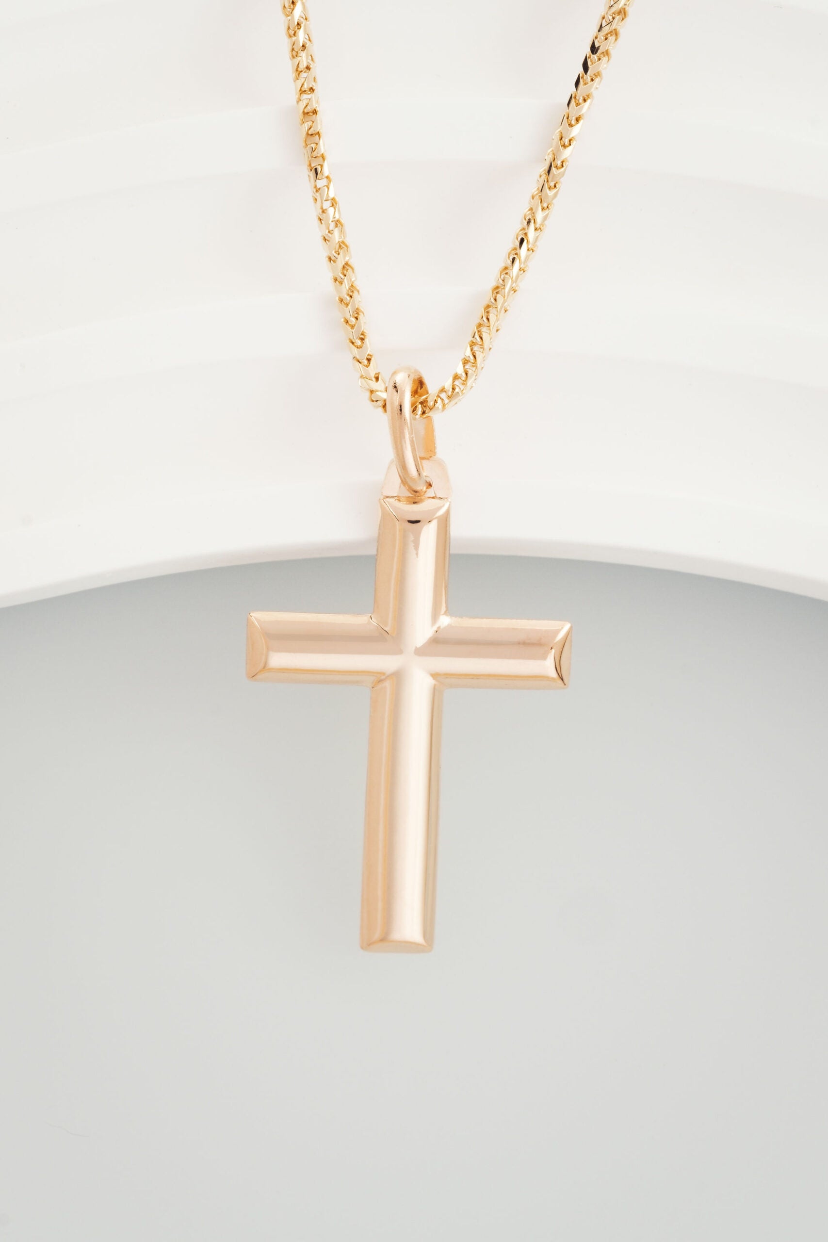 9ct Yellow Gold Cross Pendant