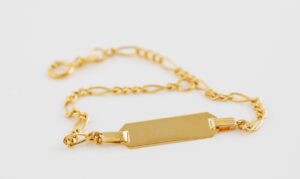 9ct Gold 16cm Kids Rectangular ID Disc Figaro Bracelet