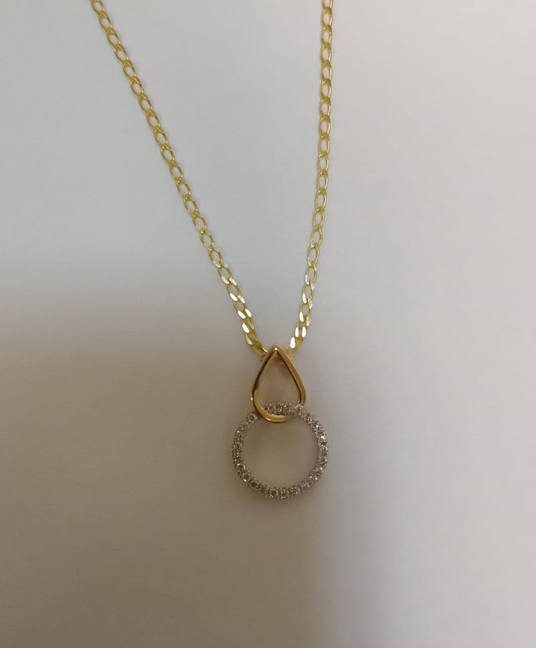 9ct Yellow Plain Pear Shape Open Design Cubic Zirconia Circle Pendant
