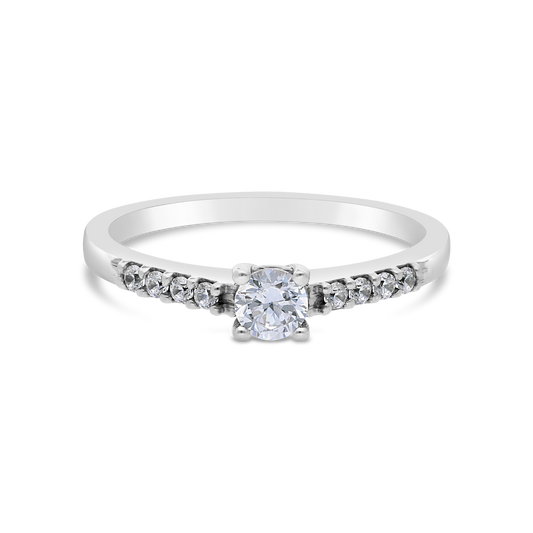 18ct White Gold Soliatire Diamond Ring with Side Daimonds