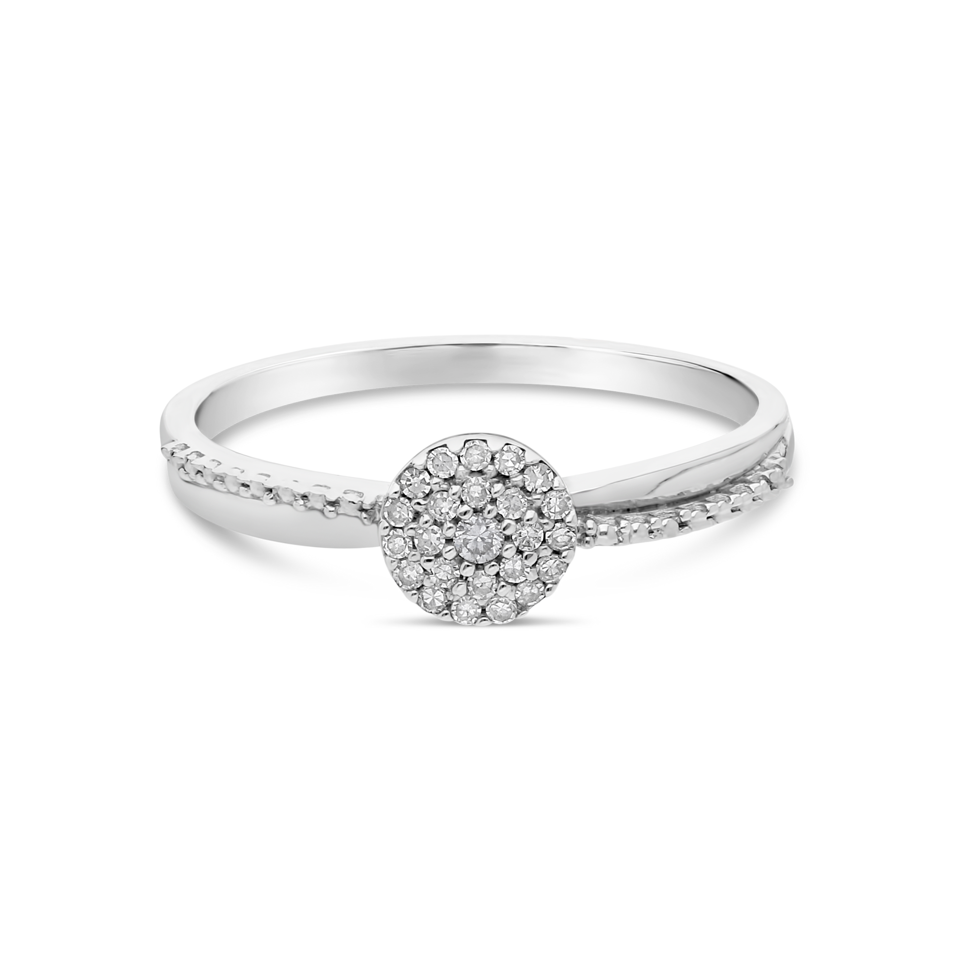 18ct White Gold Round Diamond Cluster Ring