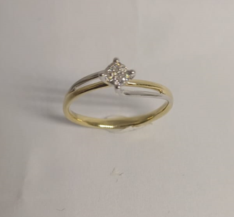 9ct Two Tone Diamond Cluster Ring