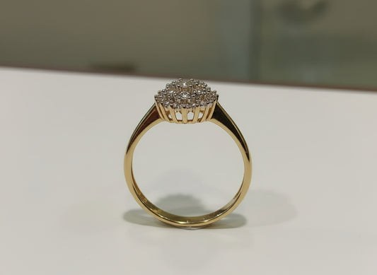 9ct Yellow Gold Oval Diamond Cluster Ring