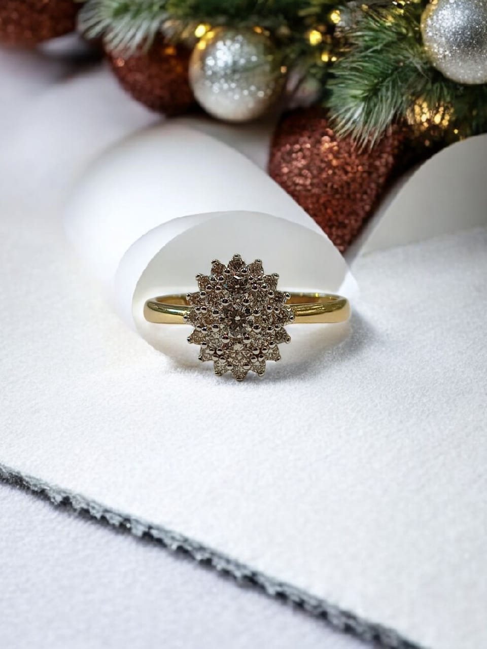 9ct Yellow Gold Oval Diamond Cluster Ring